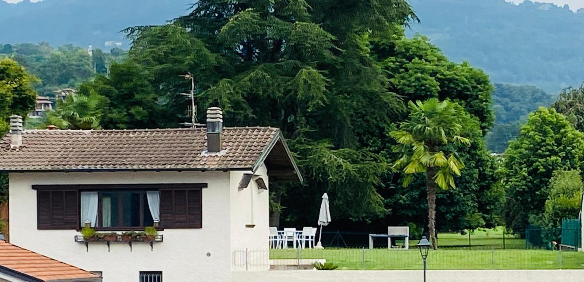 La Playa Cottage Con Spiaggia Privata بيتيناسكو المظهر الخارجي الصورة